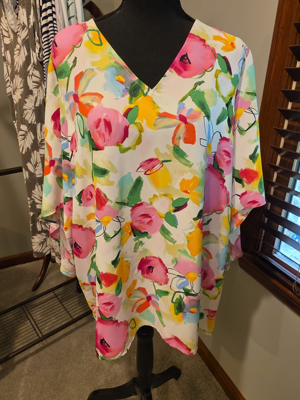Investments Slim Factor Floral Blouse in White, Green, Yellow, Pink